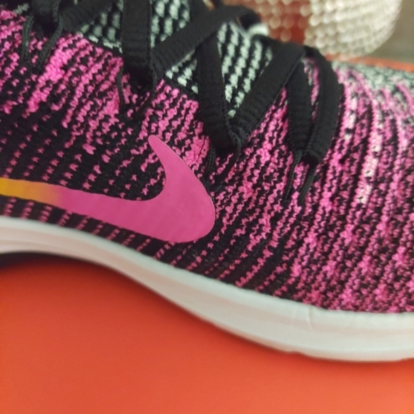 ✅️SOLD✅️NIKE Zoom, 8.5 - Picture 12 of 13